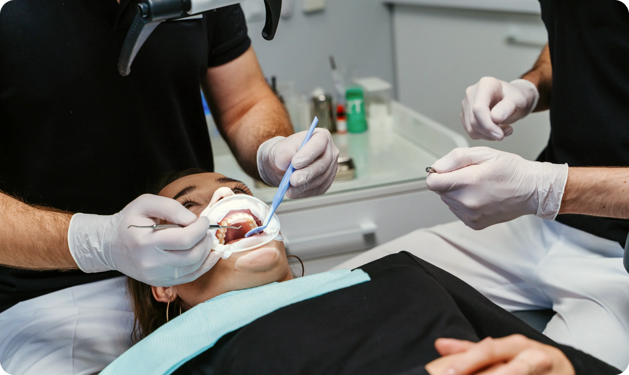 implants dentaires chevreuse planification precise scaled Accueil Cabinet Dental Vallée | Dentistes Chevreuse